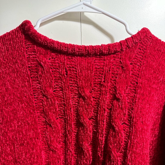large red knit sweater! - Picture 3 of 5